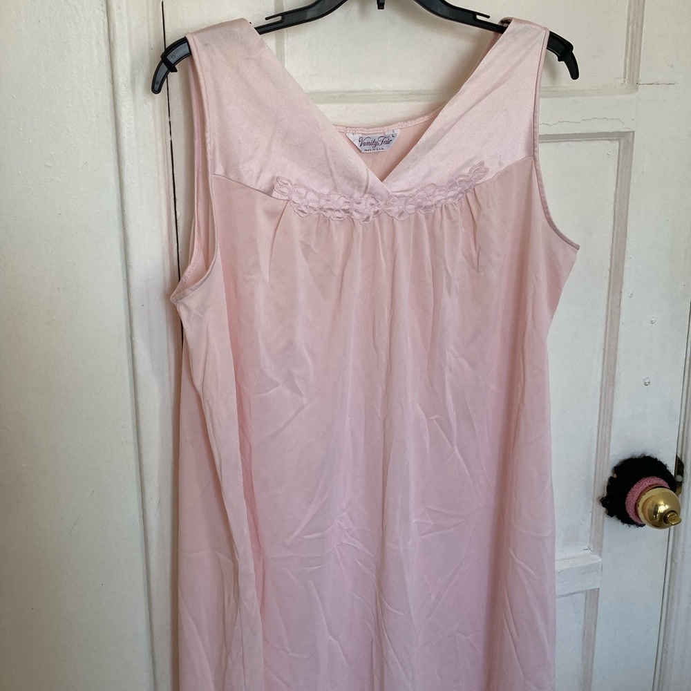 Vintage Vanity Fair Light Pink Slip Size L